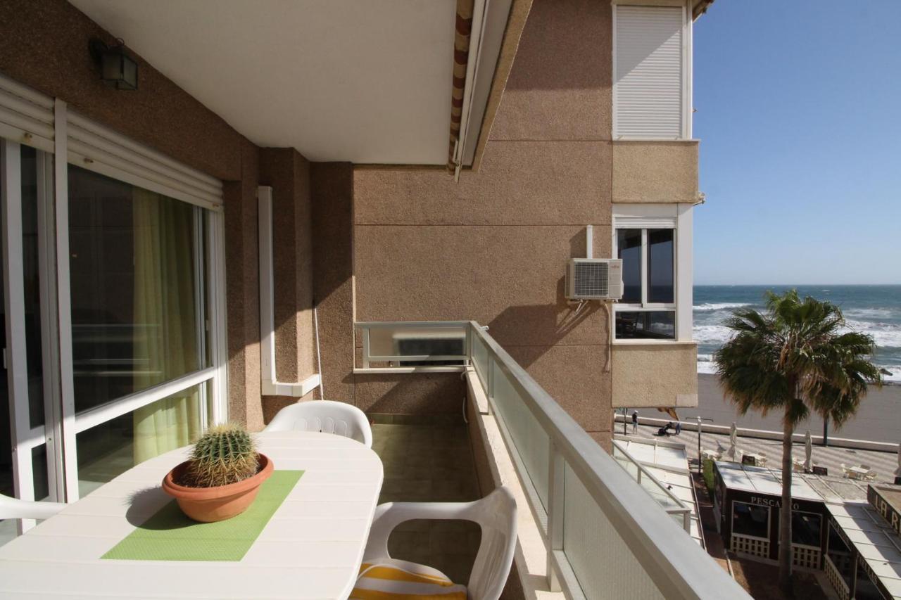 Gold Mencia Apartment
