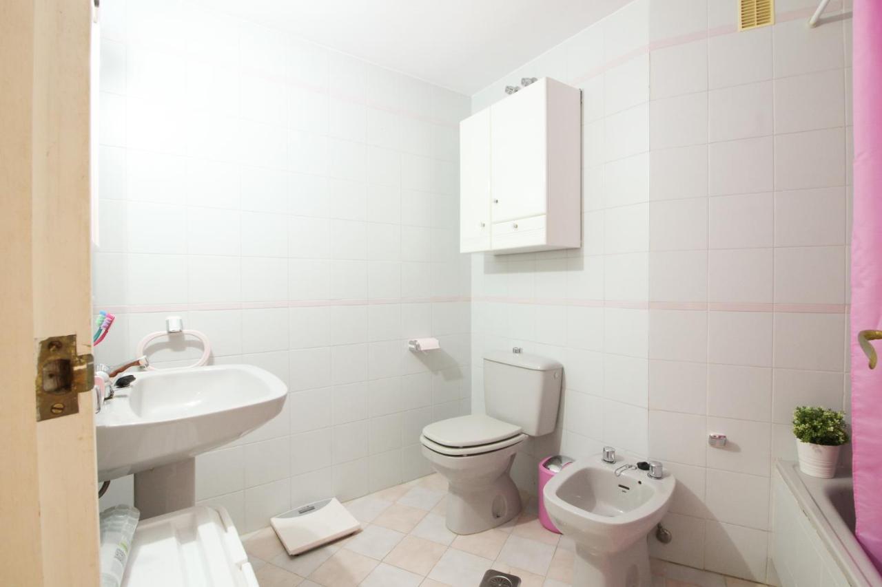 Gold Mencia Apartment *